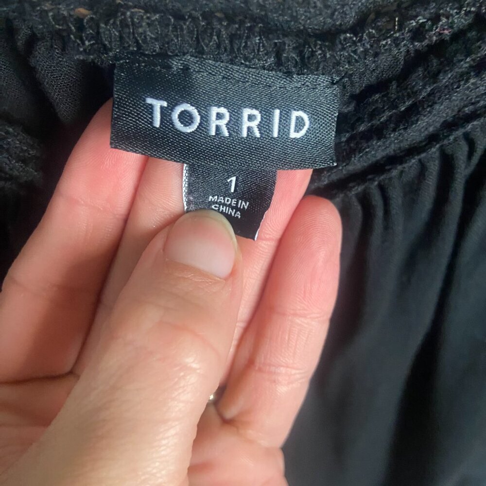 Torrid Size 1 Top Black Short Sleeve Square Neck Lace Fairy Grunge Blouse 1X - Picture 3 of 6